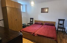 Apartament in casa, zona CENTRALA cu 4 camere, 118,4 mp, Targoviste 