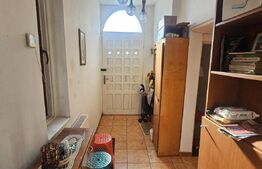 Apartament in casa, zona CENTRALA cu 4 camere, 118,4 mp, Targoviste 