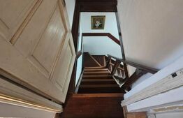 Apartament in casa, zona CENTRALA cu 4 camere, 118,4 mp, Targoviste 