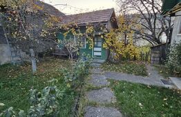 Casa finisata, 70 mp si 920 mp teren, in Moroeni cu priveliste la deal si munte!