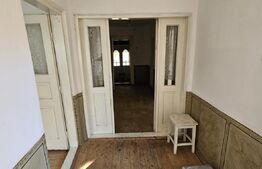 Casa de vanzare, 1392 mp de teren, zona-Visinesti