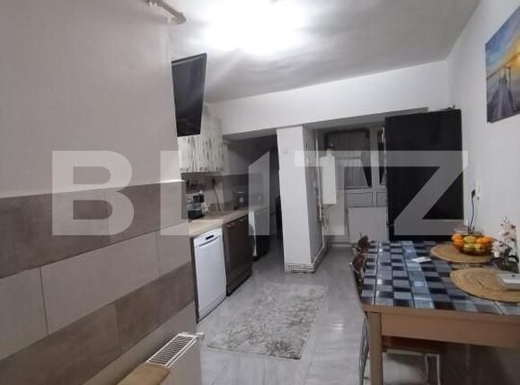 Apartament de vânzare 4 camere Micro 3 - 162082AV | BLITZ Târgoviște | Poza3