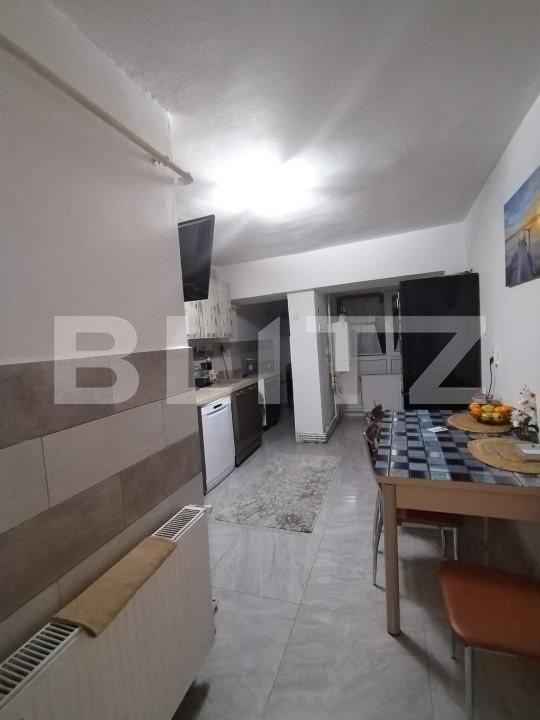 Apartament de vânzare 4 camere Micro 3 - 162082AV | BLITZ Târgoviște | Poza3