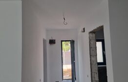 Casa/Vila individuala, 4 camere, 139 mp, in Priseaca