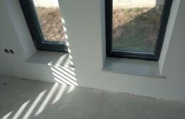 Casa/Vila individuala, 4 camere, 139 mp, in Priseaca