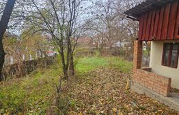 Teren intravilan 700mp in Aninoasa 