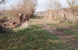  Teren intravilan 21€/mp  suprafața 3360 mp