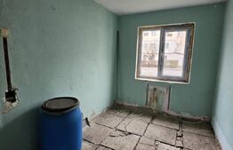 Apartament cu 3 camere, 48 mp, zona Micro 6-Targoviste