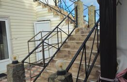 Casa de inchiriat, 7 camere, 160 mp, Targoviste