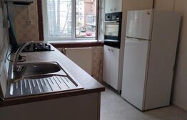 Apartament 4 camere, semidecomandat, 60 mp, zona Piata 1 Mai