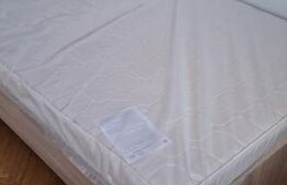 Ultracentral Închiriere casă/vilă, 4 camere, 150 mp