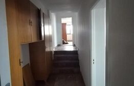 Închiriere Casă 4 camere, 3 Dormitoare, Sufragerie, 2 Bai, Bucatarie, Pivnita. 