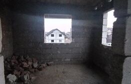 Casă la rosu de vanzare, 257 mp, zona Valea Voievozilor