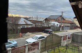 Casa de vanzare la rosu, 10 camere, 246,50 mp, zona Exterior Sud