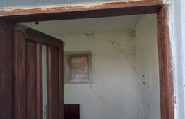 Casa batrâneasca de vanzare, 48 mp, zona Patroaia Deal cu Comision 0