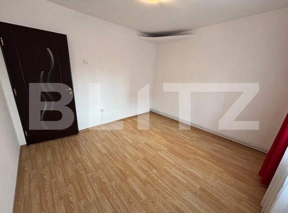 Apartament de vânzare 3 camere Micro 11 - 165114AV | BLITZ Târgoviște | Poza4