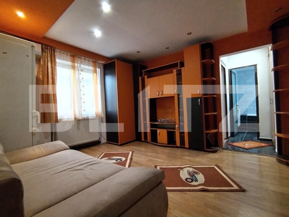Apartament de vânzare 2 camere Micro 6 - 165270AV | BLITZ Târgoviște | Poza2
