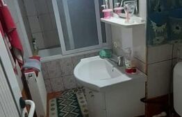 Apartament de vanzare, cu 3 camere, 48 mp, zona Micro 11