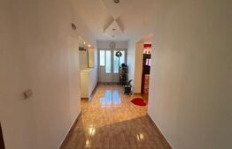 Casa de vanzare, cu 4 camere, 180 mp, zona Aninoasa 