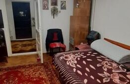 Casa de vanzare, cu 3 camere, 138 mp, zona Calea Domneasca