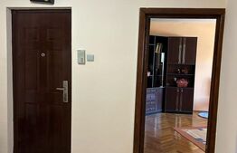 Apartament de vanzare, cu 3 camere, Pucioasa