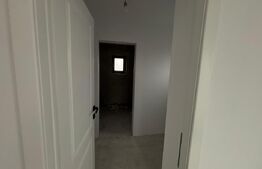 Casa de vanzare P+1 in Razvad