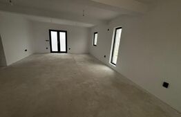 Casa de vanzare P+1 in Razvad