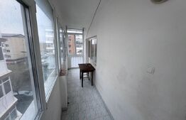 Apartament cu 4 camere , 65 mp, zona piata 1 Mai