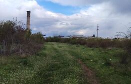Teren INTRAVILAN 8280 mp, zona Laminorului