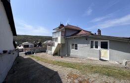 Casa de vanzare cu 5 camere, 281 mp, zona Scheiu de Jos 