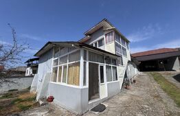 Casa de vanzare cu 5 camere, 281 mp, zona Scheiu de Jos 