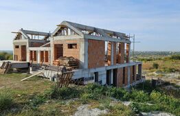 Casa de vanzare tip duplex Valea Voievozilor