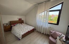 Casa de vanzare cu 5 camere, 200 mp, zona Micro 3