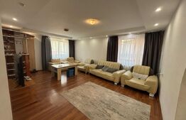 Casa de vanzare cu 5 camere, 200 mp, zona Micro 3