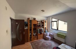 Casa de vanzare cu 5 camere, 200 mp, zona Micro 3