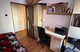Apartament de vanzare cu 3 camere, 66 mp, zona Micro 4