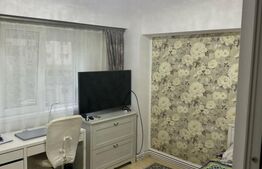 Apartament de vanzare cu 4 camere,  zona Ultracentral SCHIMB SI CU CASA