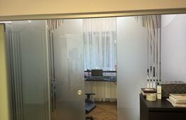 Apartament de vanzare cu 4 camere,  zona Ultracentral SCHIMB SI CU CASA