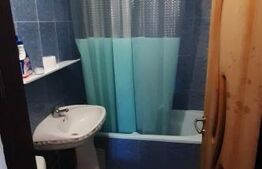 Apartament de vanzare, cu 3 camere, decomandat, 46 mp, zona Avram Iancu