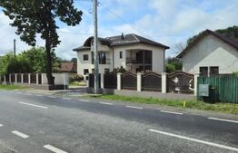 Vilă modernă de vanzare, cu 5 camere, 380 mp, zona rurala la 15 minute de oras 