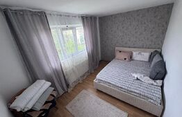 Apartament de vanzare, cu 2 camere, 49 mp, zona Micro 11  