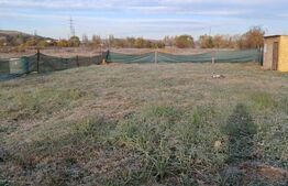 Teren intravilan, de vanzare, 730 mp, zona Viforata