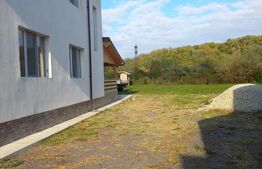 Casa de vanzare, cu 6 camere, 288 mp, zona Voinesti