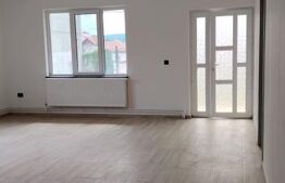 Casa de vanzare, cu 6 camere, 288 mp, zona Voinesti