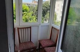 Apartament de vanzare, cu 3 camere, 56 mp, zona Micro 5