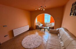 Apartament de vanzare, cu 3 camere, 66 mp, zona Micro 5