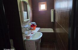 Apartament de vanzare, cu 2 camere, 37 mp, zona Micro 11