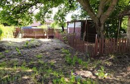 Casa de caramida, de vanzare, 1417 mp teren, zona Jugureni