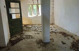 Casa de caramida, de vanzare, 1417 mp teren, zona Jugureni