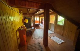 Vila de vanzare, cu 4 camere, 320 mp, zona Șuvița